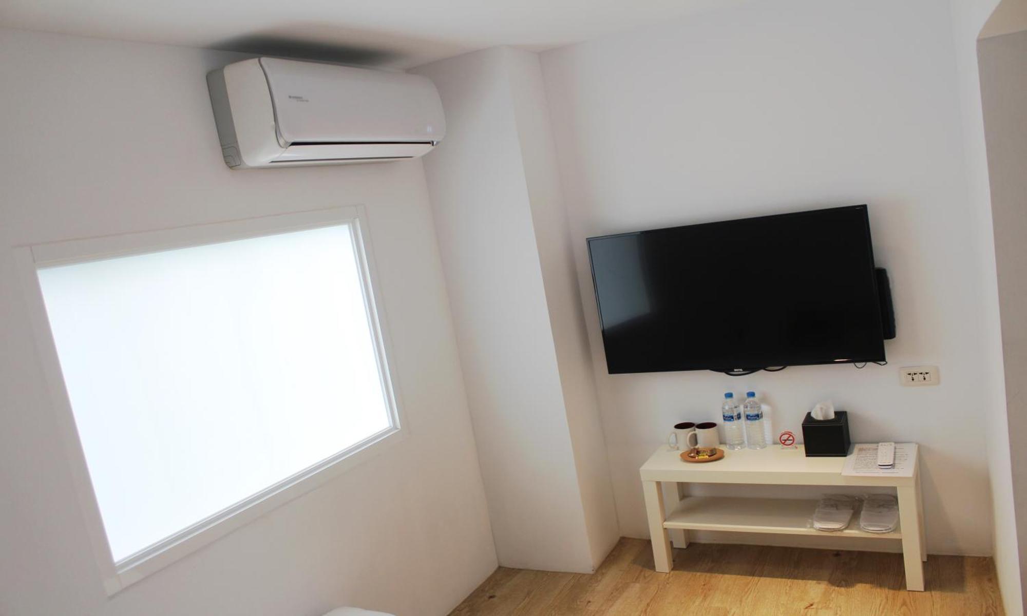 4Plus Hostel Taipei Bagian luar foto